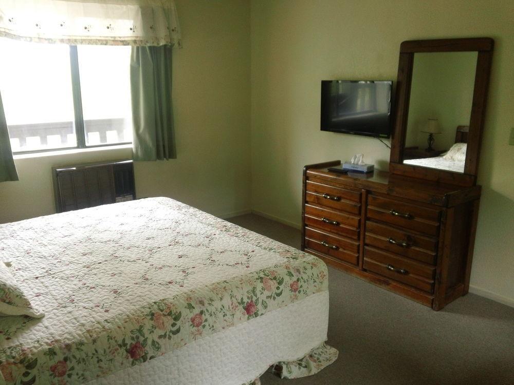 Blue Diamond Bonnie Springs Ranch Motel מראה חיצוני תמונה