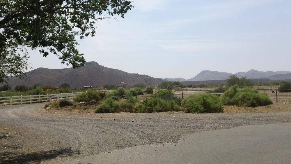 Blue Diamond Bonnie Springs Ranch Motel מראה חיצוני תמונה