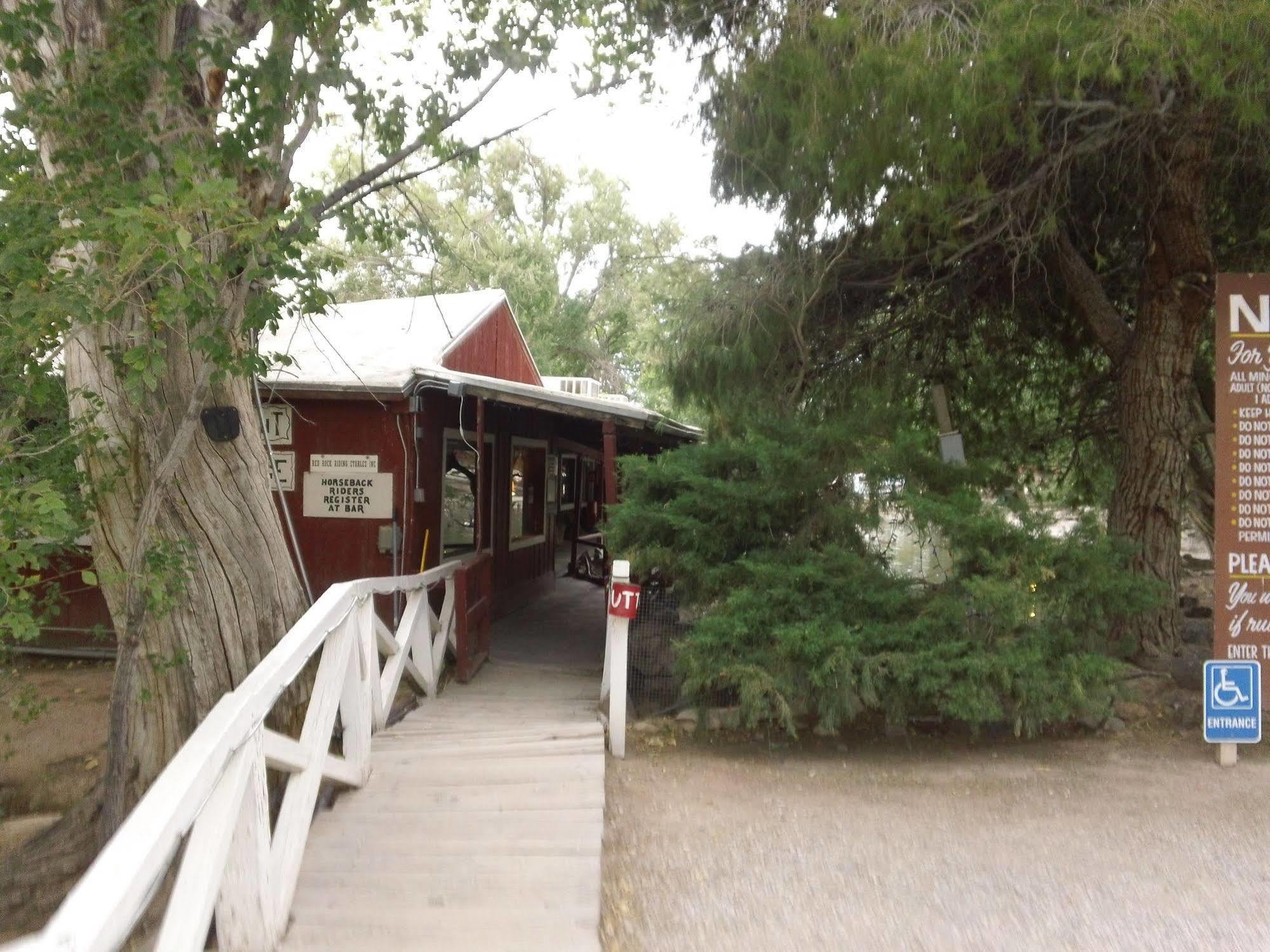 Blue Diamond Bonnie Springs Ranch Motel מראה חיצוני תמונה